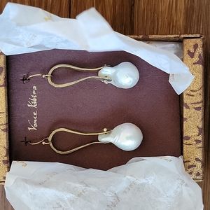 NIB Vance Kitira Pearl Earrings